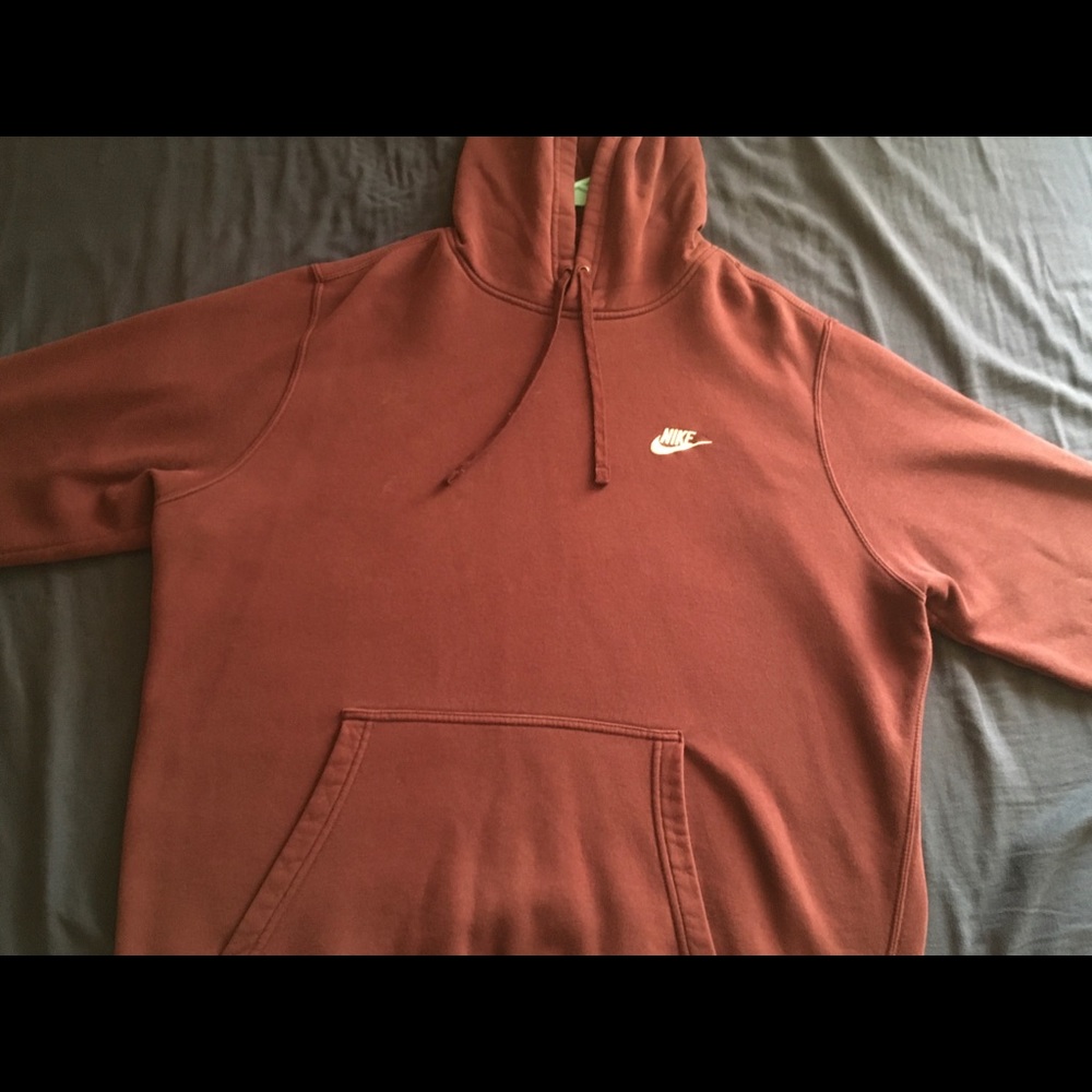 XL Nike Maroon Pullover Hoodie